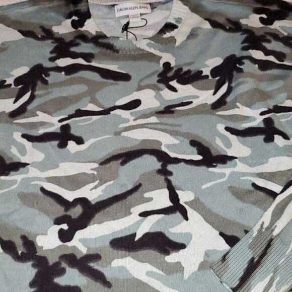 Calvin Klein Jeans Sz. XS Camouflage LS Trendy Sweater - Picture 4 of 8